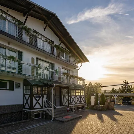 Guest house Casa Augsburg 4*