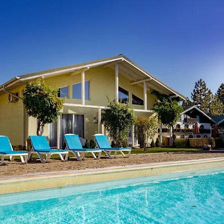 Casa Augsburg Guest house 4*